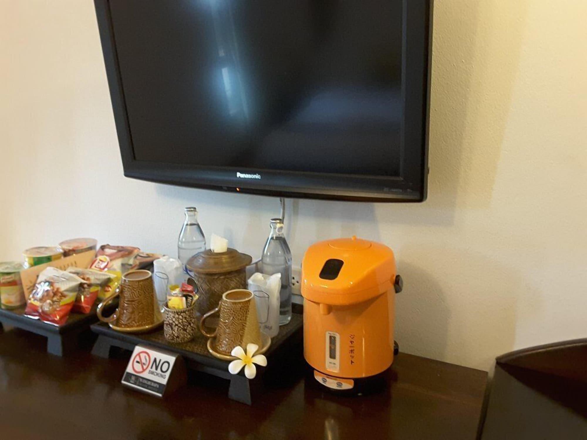 ワンブラパ グランド ホテル チエンマイ エクステリア 写真